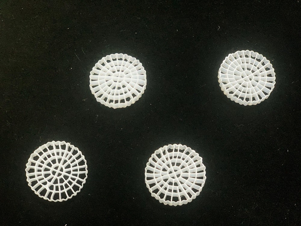White 25X4mm Wastewater Filter Media Extrusion Molding