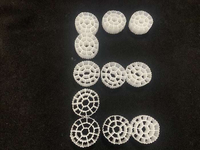 White HDPE Shock Resistance Biological Filter Media For Ponds